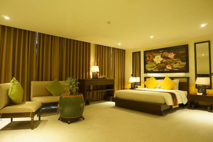 Room 9 of 39