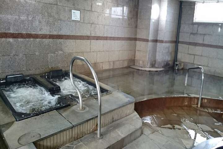 Hotel Pool