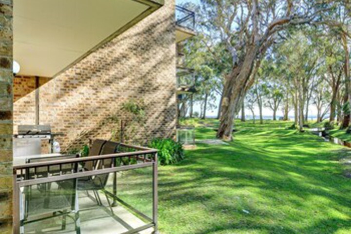 Terrace/Patio 5 of 19