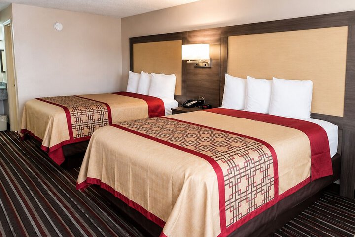Room 2 of 18