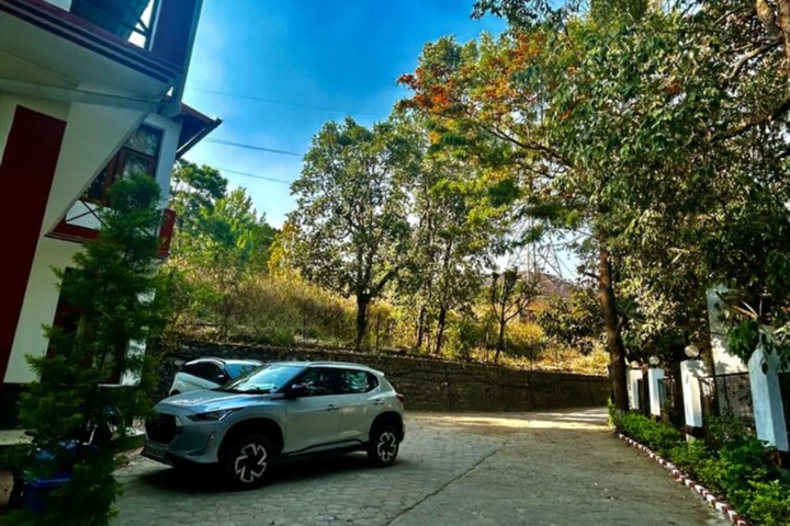 Property Grounds 21 of 23