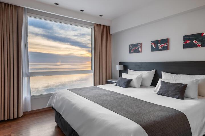 Room 20 of 104