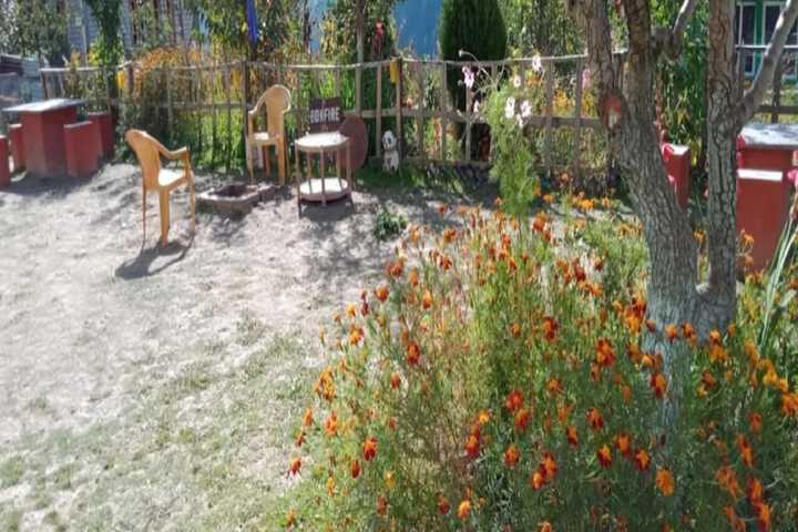 Property Grounds 22 of 36