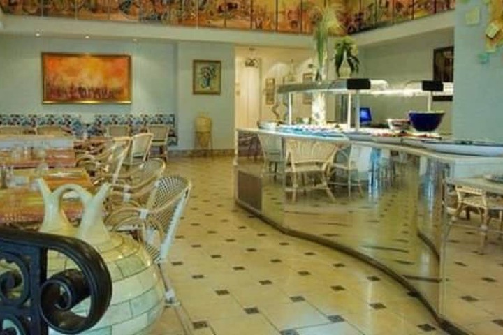Dining Photos