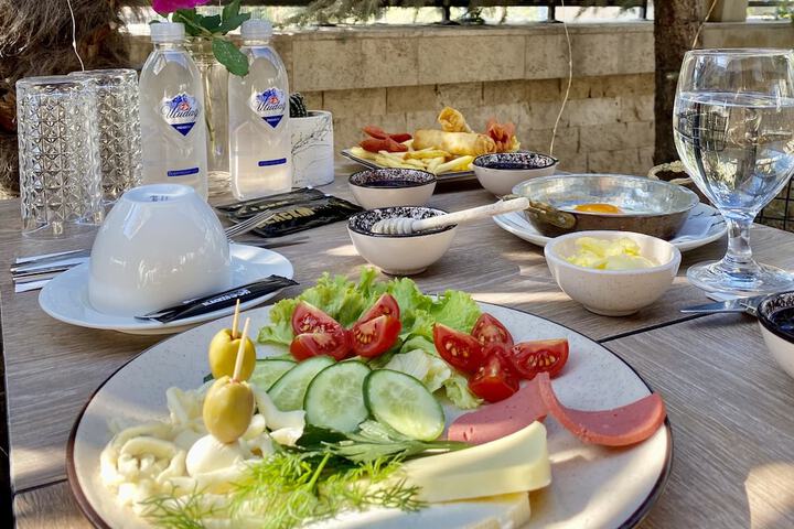 Breakfast/Coffee Service 60 of 66