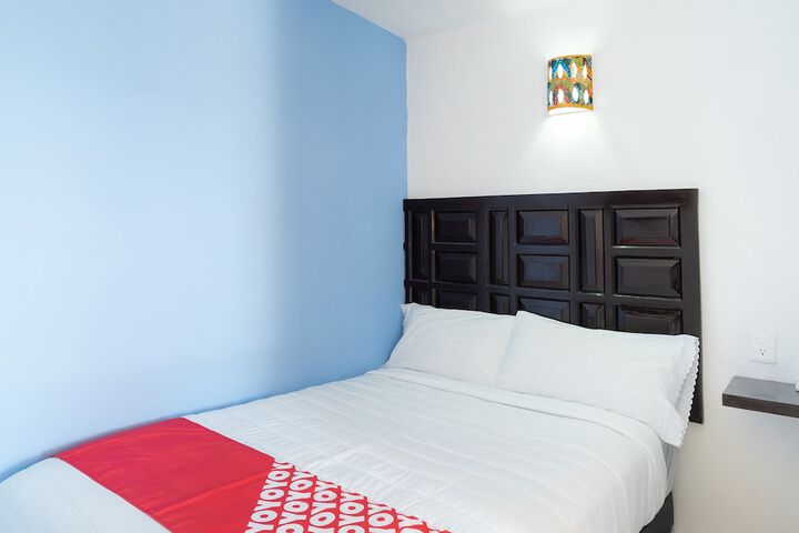 Room 8 of 35