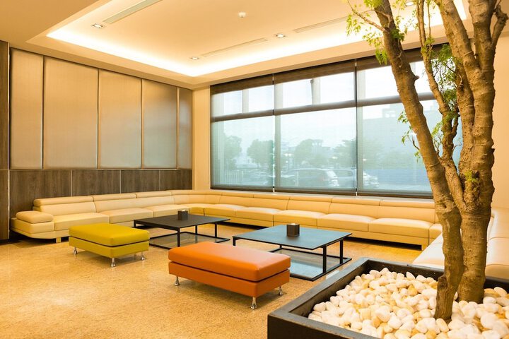 Hotel Interior 4 of 53