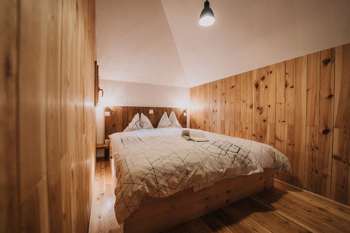 Room 10 of 71