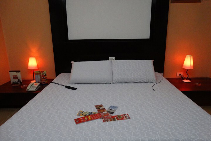 Room 6 of 48