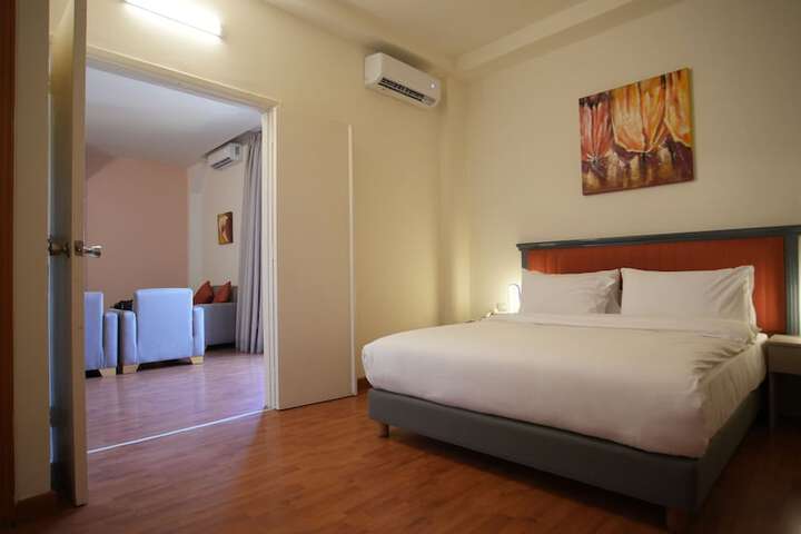 Room 12 of 59