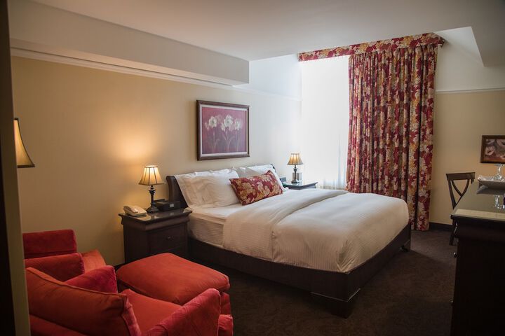 1 King Bed (21 of 27)