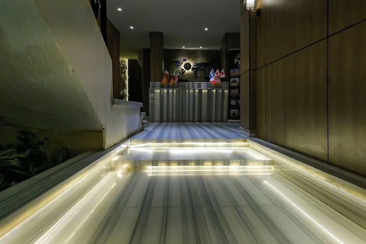 Hotel Interior 7 of 227