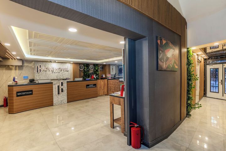 Hotel Interior 4 of 170