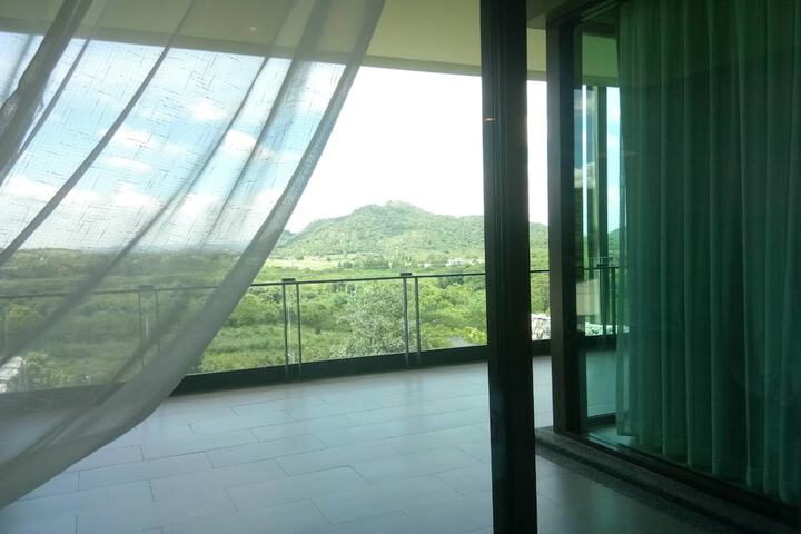 Terrace/Patio 3 of 22