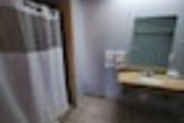 Room 77 of 177