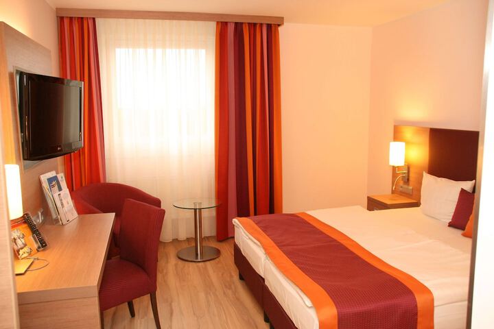Room 20 of 58