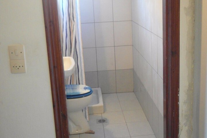 Room 11 of 29
