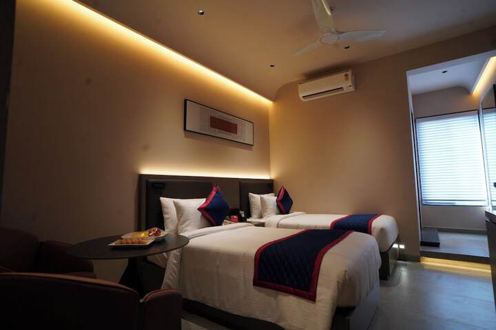 Room 10 of 49