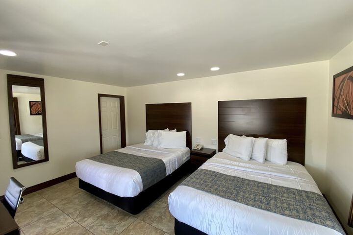 Room 10 of 35