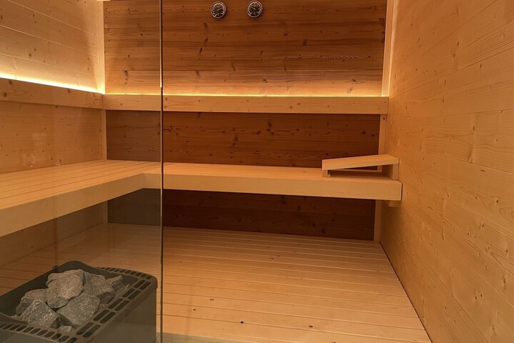 Room 16 of 43