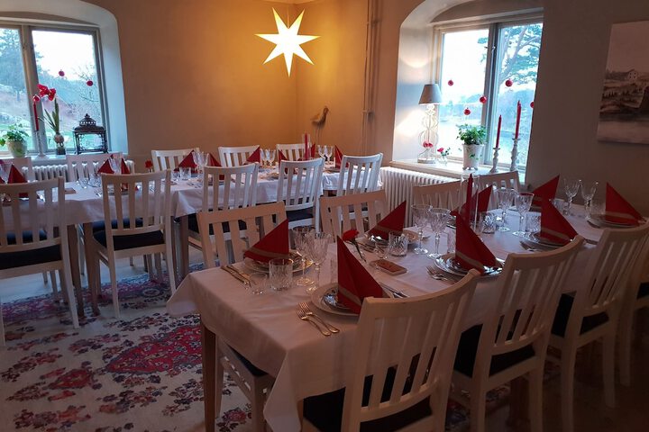 Dining 49 of 75
