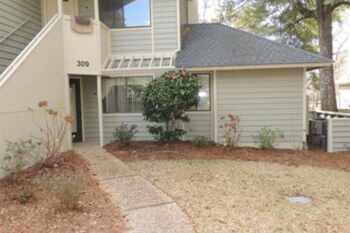 Image of West Hyde Park #24e