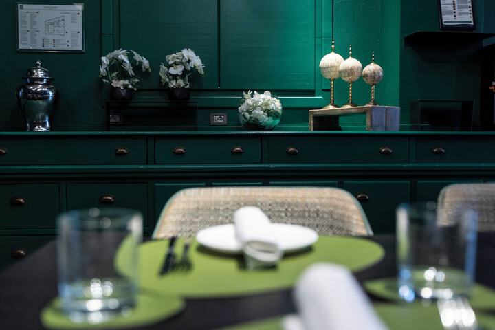 Dining 68 of 79