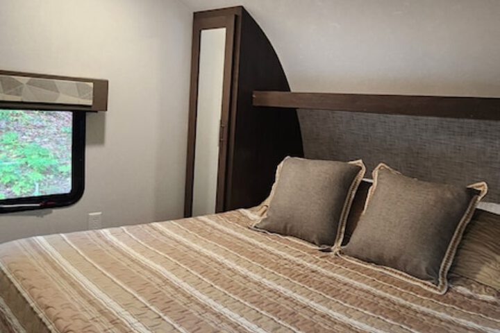 Room 51 of 313