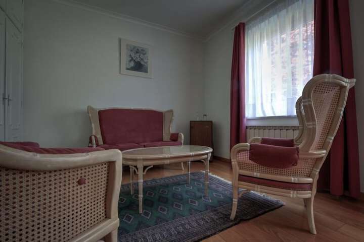Room 18 of 39