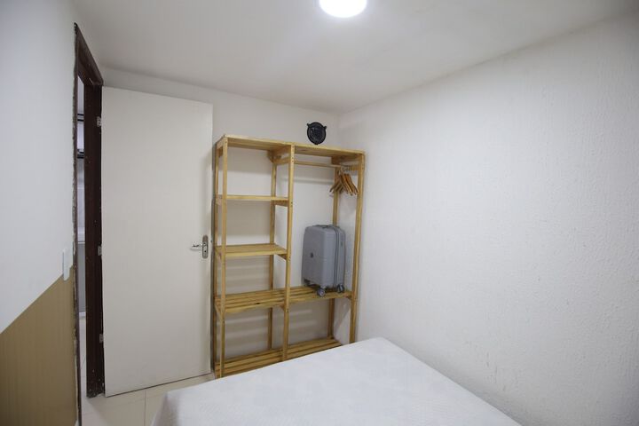 Room 30 of 89