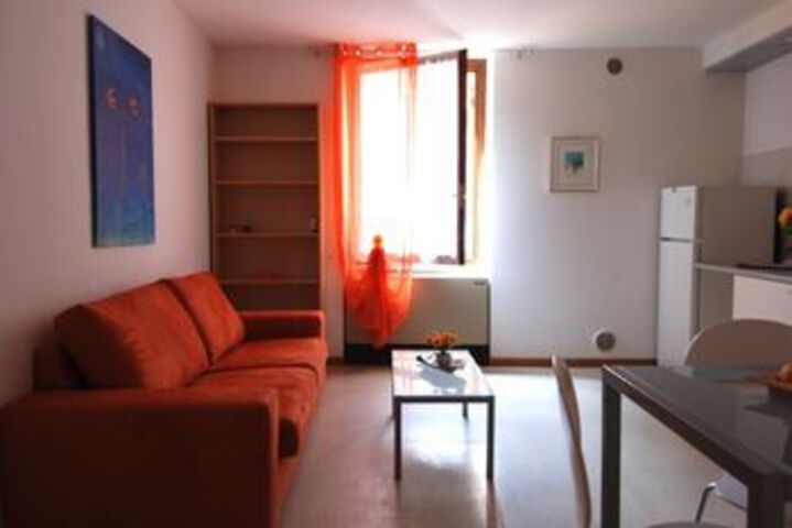 Room 75 of 93