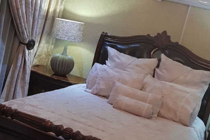 Room 21 of 28
