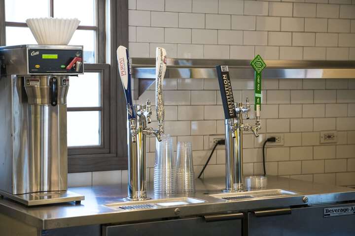 Breakfast/Coffee Service 30 of 46