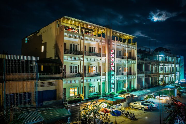Royal Hotel