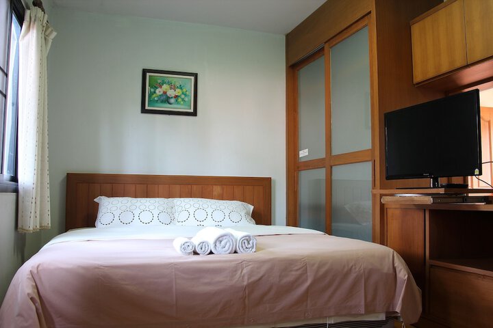 Room 6 of 59