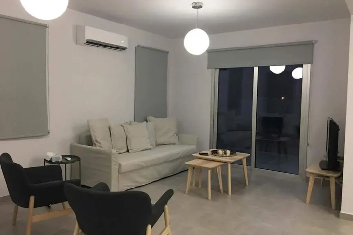 Room 2 of 16