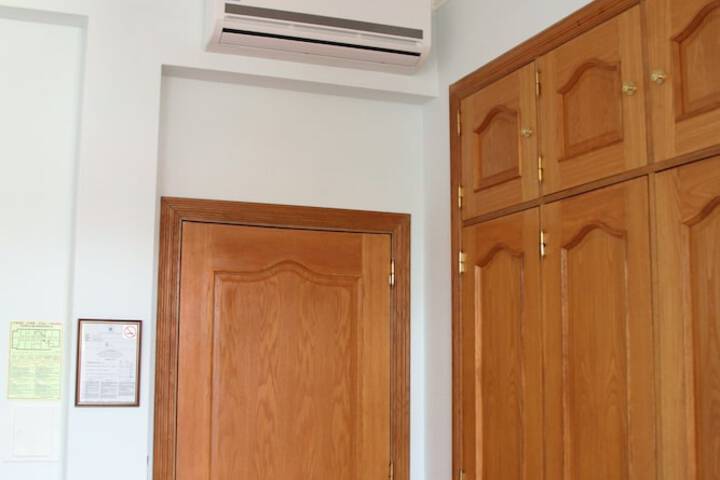Room 10 of 70