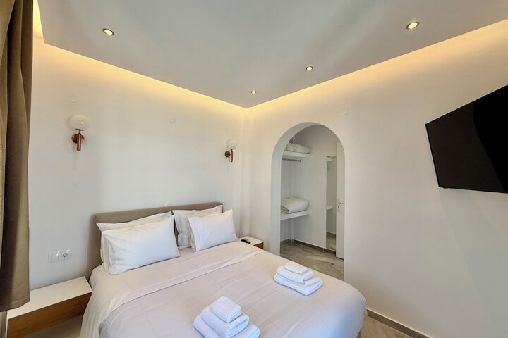Room 26 of 53