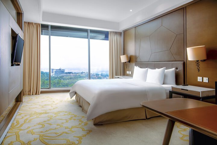 Room 20 of 147