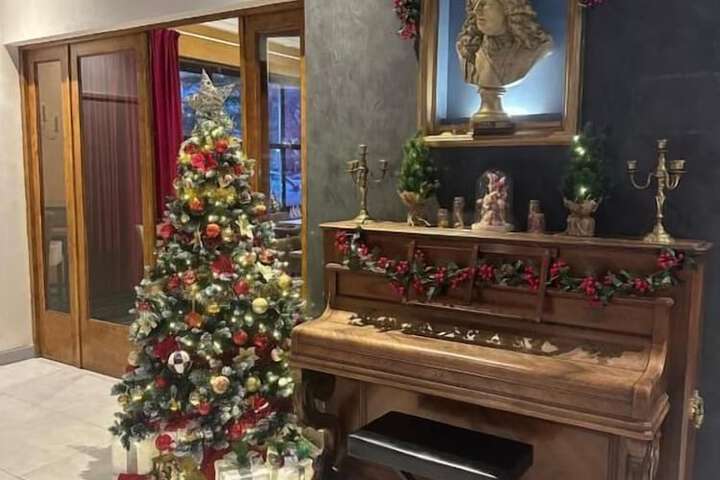 Lobby Photos