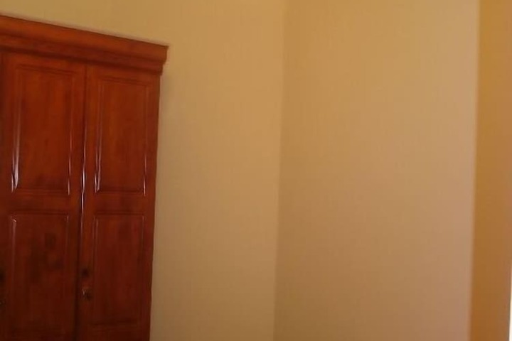 Room 3 of 20