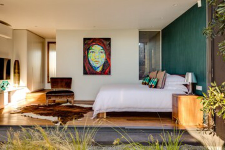 Room 14 of 43