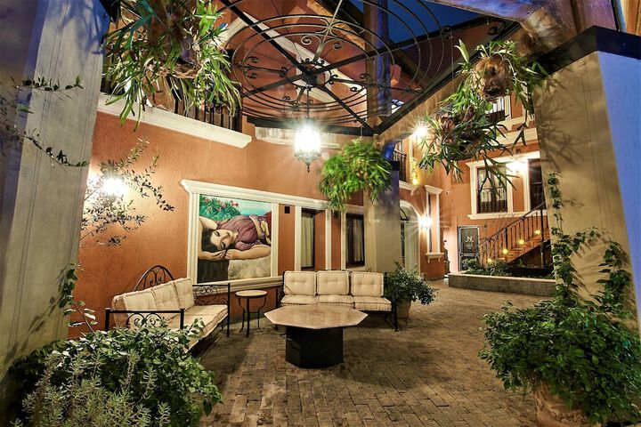 Hotel Exterior 66 of 70