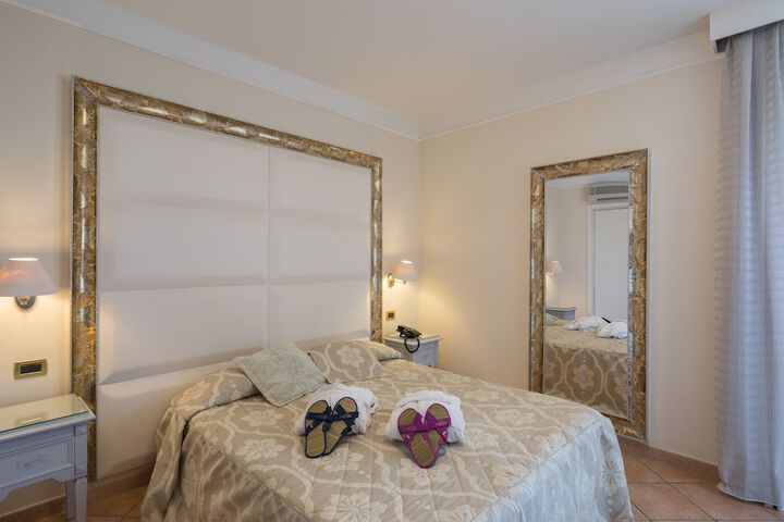 Room 26 of 79