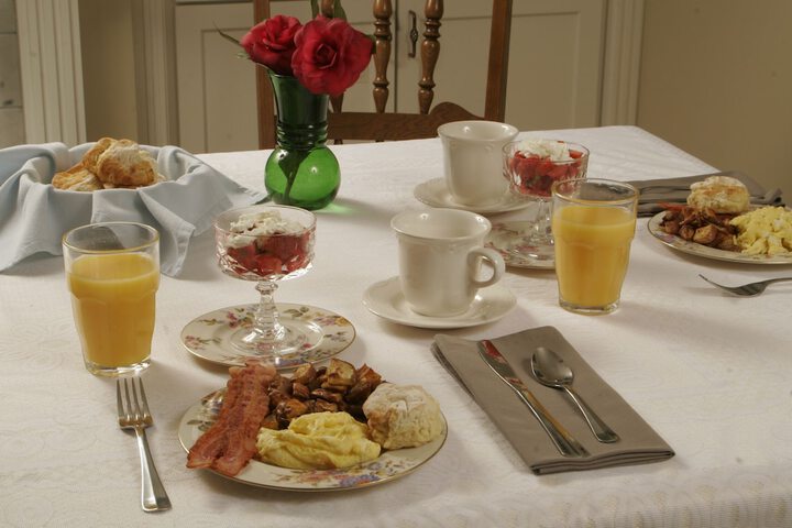 Breakfast/Coffee Service 23 of 39