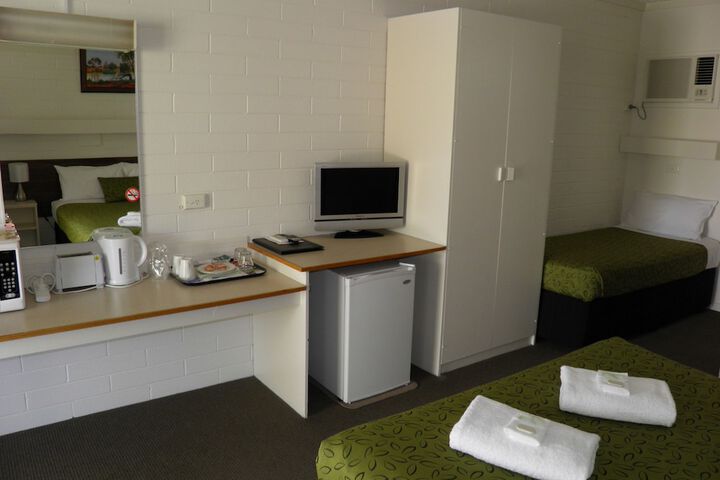 Room 21 of 53