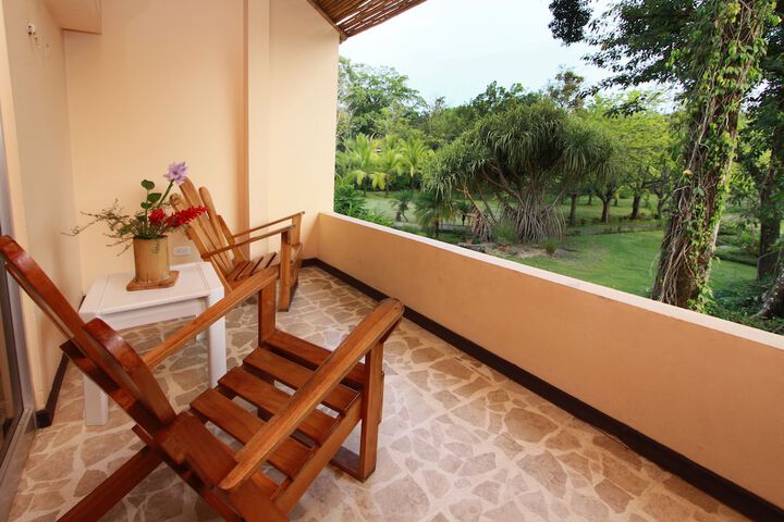 Terrace/Patio 57 of 58