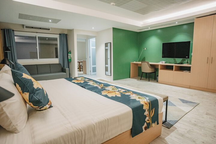 Room 21 of 72