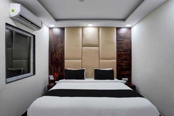 Room 3 of 17