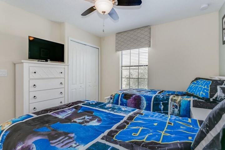 Room 19 of 71